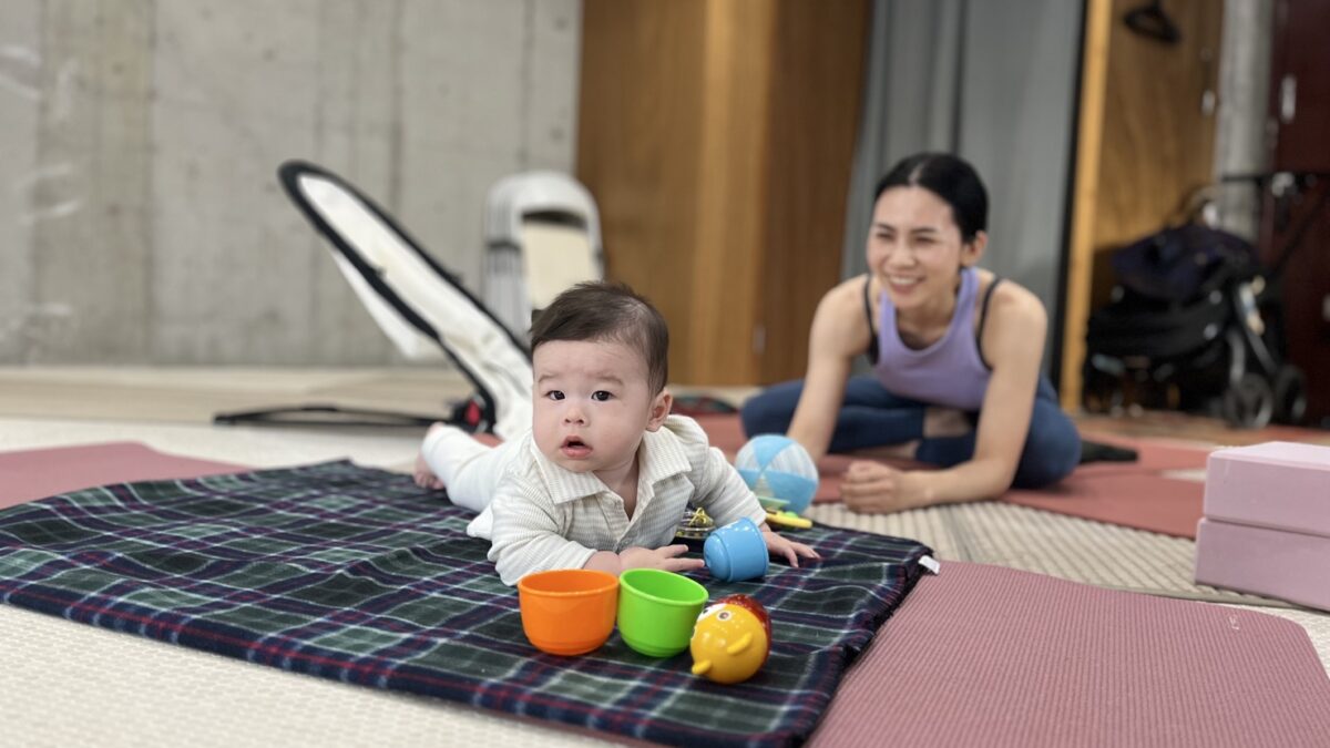 ママのためのヨガ — 自分を大切にする育児中の時間