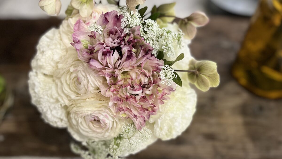 マタニティヨガはいつからできる？参加条件･注意点をわかりやすく解説